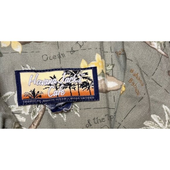 Havana Jacks Cafe Green Tropical Floral Short Sleeved Button Up Top - Picture 5 of 10